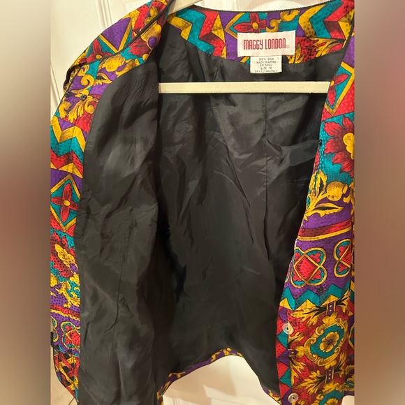 Maggy London 100% silk blazer - Picture 9 of 9